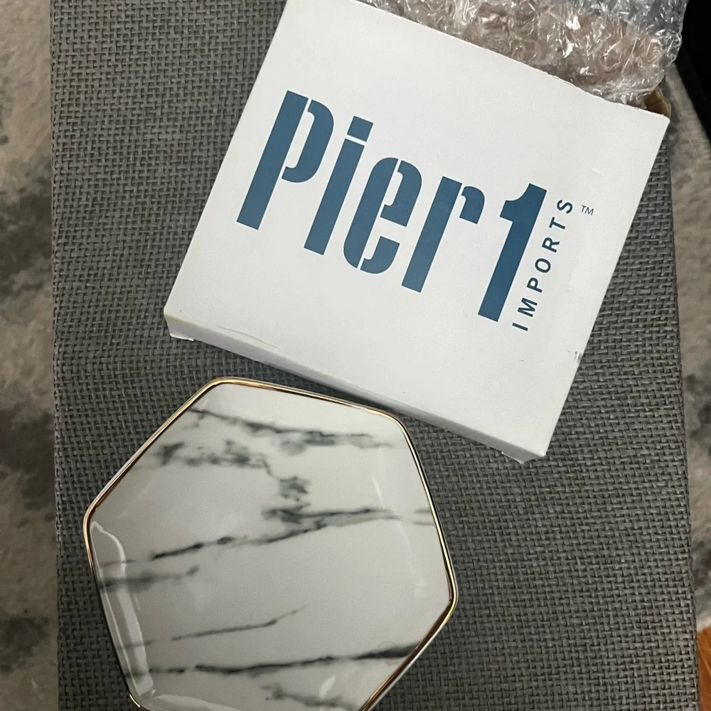 Pier 1 Marble Hexagonal Ring Dish with Gold Accent new n box